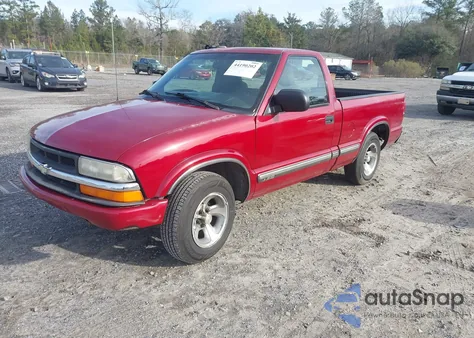 2000 Chevrolet S-10 Ls from USA, damaged, VIN 1GCCS14W6YK275643